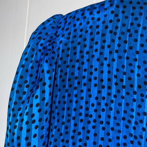 Vintage! La Chine Classic by Galinda Wang Sheer Blouse Size 4 - Picture 8 of 11